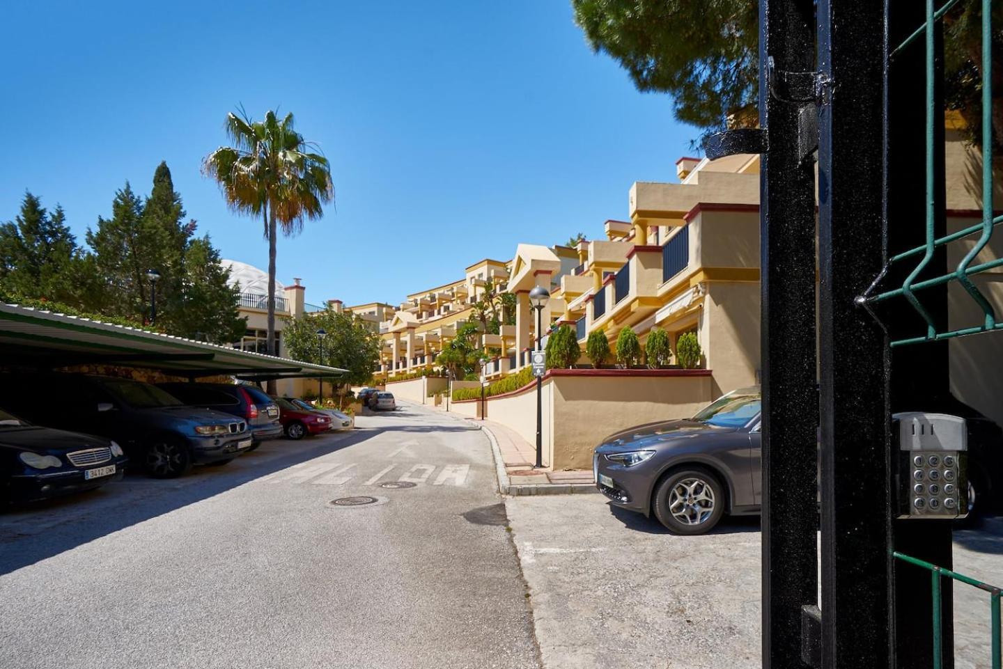 Oleholidays 526 Romana Playa Vistas Al Mar Marbella Exterior photo