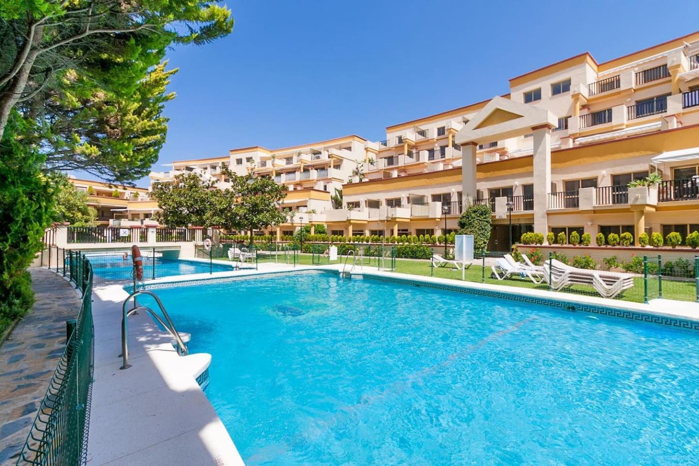 Oleholidays 526 Romana Playa Vistas Al Mar Marbella Exterior photo